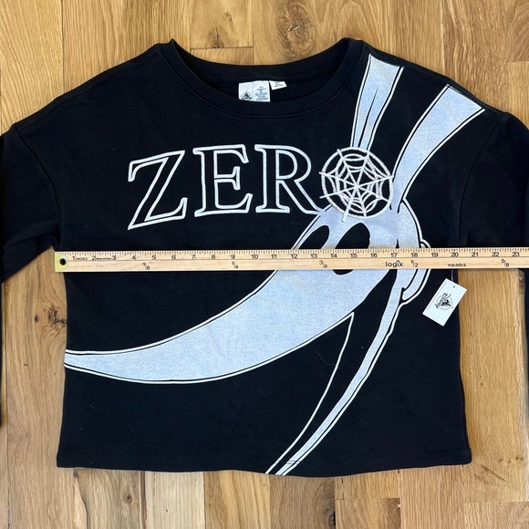 NWT Disney Tim Burtons Nightmare Before Christmas Zero Sweatshirt SZ M - Picture 3 of 6